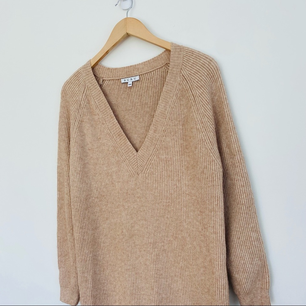 Buru Sadie Knit V-Neck Midi Dress - Picture 3 of 9